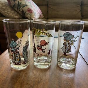 Set of 3 1972 Holly Hobbie Drinking Glasses